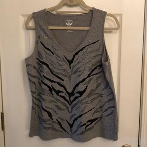 Zenergy gray tiger print top
